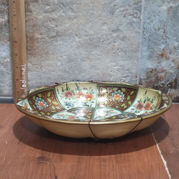 Vintage Pair of Daher England Floral Gilt Metal Gallery Tray Wall Hanging Decor - Picture 9 of 11